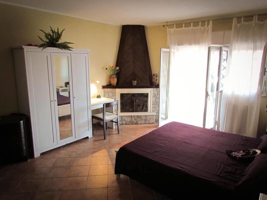 Tano'S Apartment Giardini Naxos Exterior photo